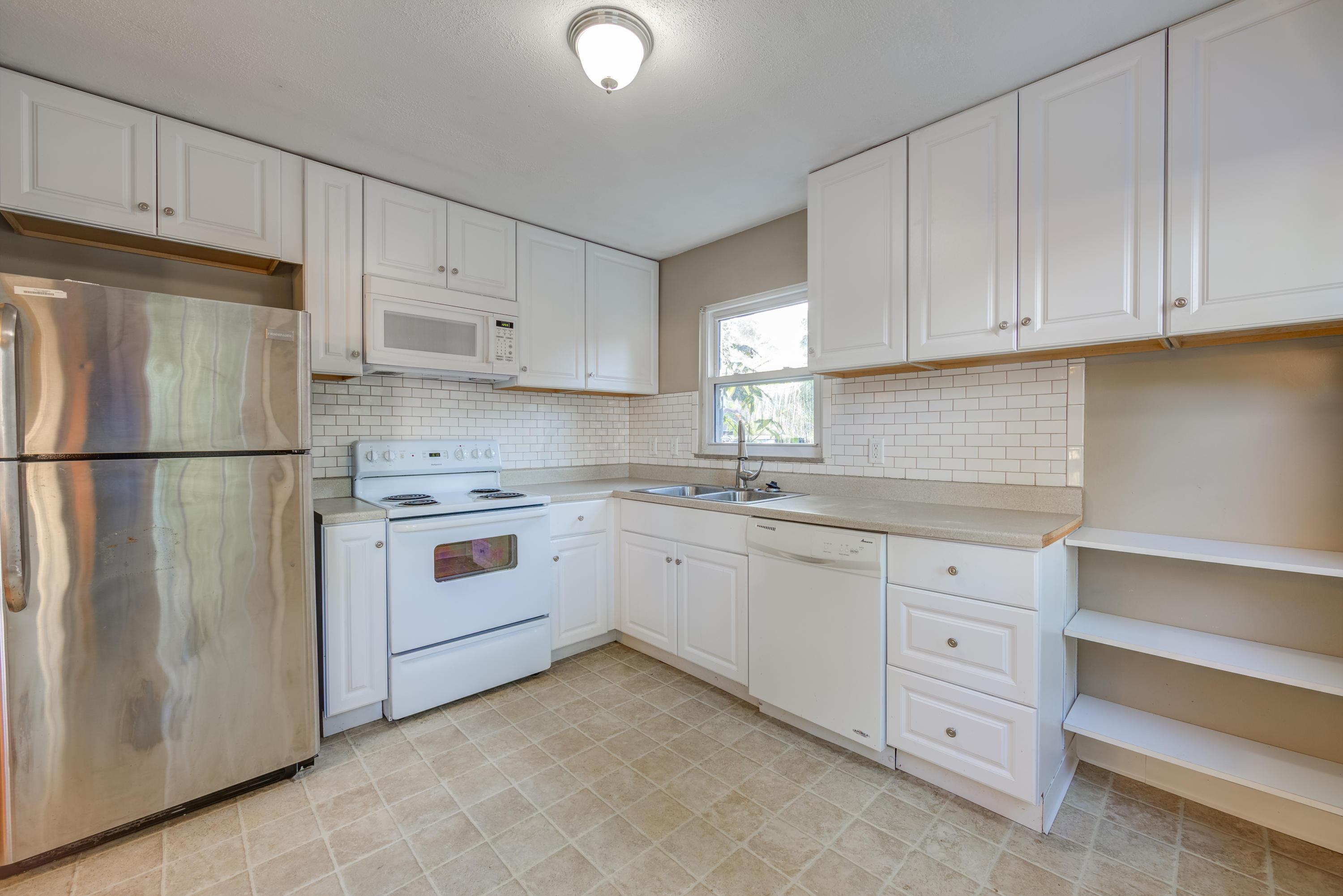 2596 Wellesley Road Columbus, OH 43209 - Photo 9 of 23 Gallery Image 9