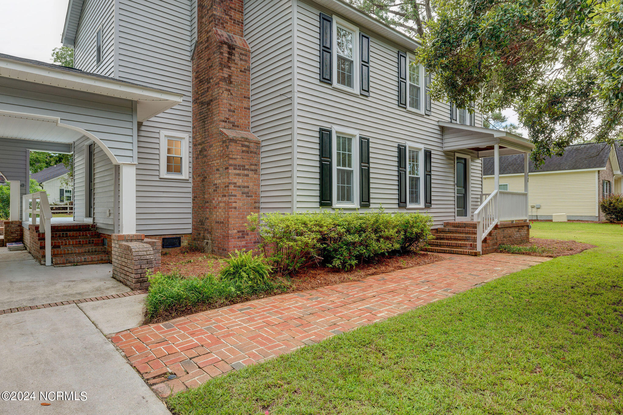 3939 Appleton Way Wilmington, NC 28412 - Photo 4 of 57 3939AppletonEdit-4