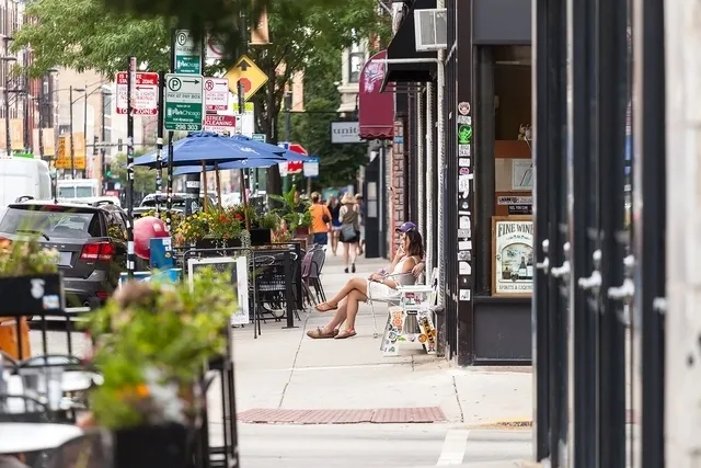 $4,500 | 1543 West Augusta Boulevard, Unit 2, Chicago, IL 60642