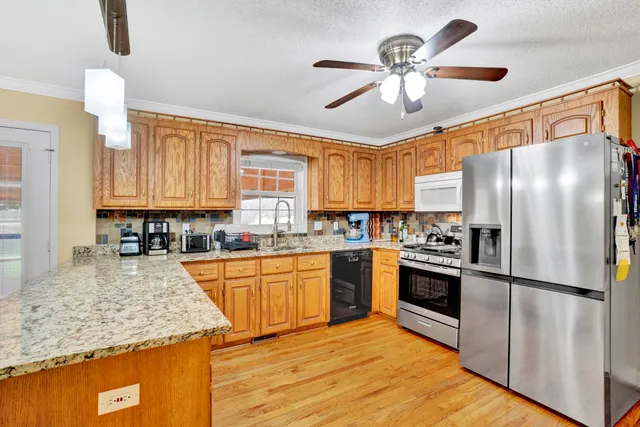 $500,000 | 136 Amberwood Drive, Anderson, SC 29621