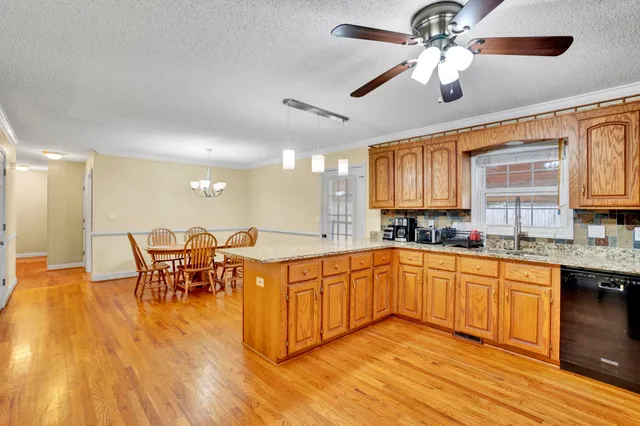 $500,000 | 136 Amberwood Drive, Anderson, SC 29621