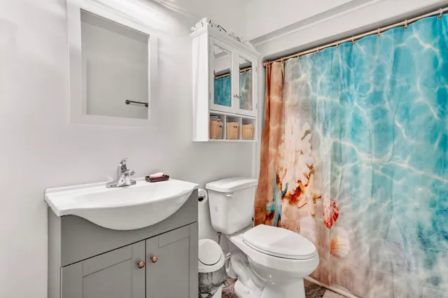 $500,000 | 136 Amberwood Drive, Anderson, SC 29621