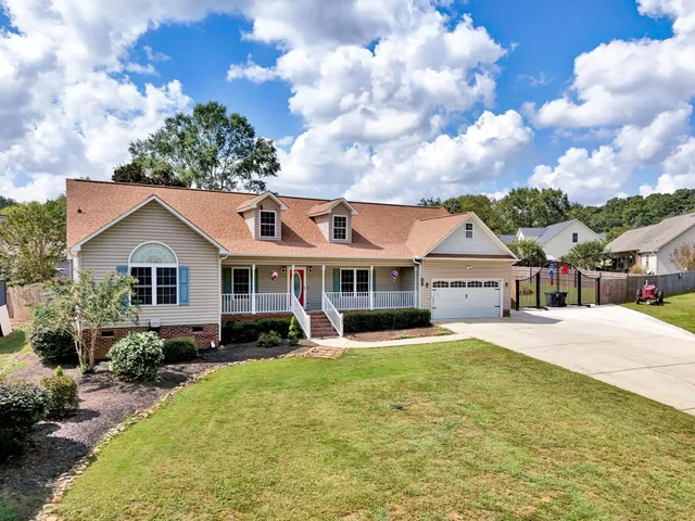 $500,000 | 136 Amberwood Drive, Anderson, SC 29621