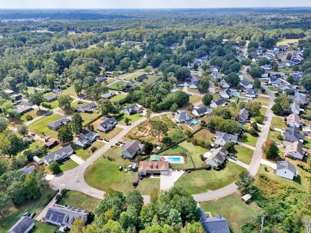 $500,000 | 136 Amberwood Drive, Anderson, SC 29621