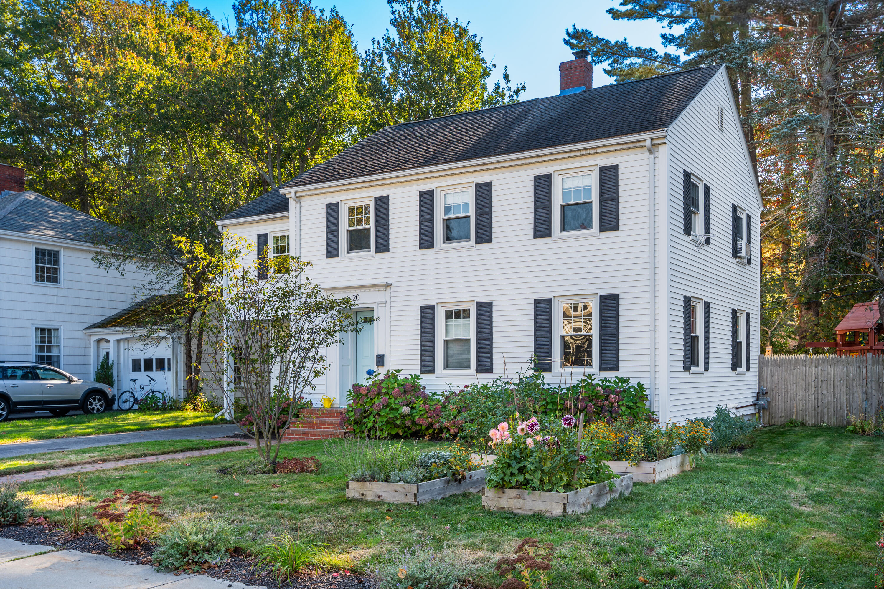 20 Cottage Farms Road Cape Elizabeth, ME 04107 - Photo 3 of 13 3_20 Cottage Farms Rd_Morneau_Studios_Pr