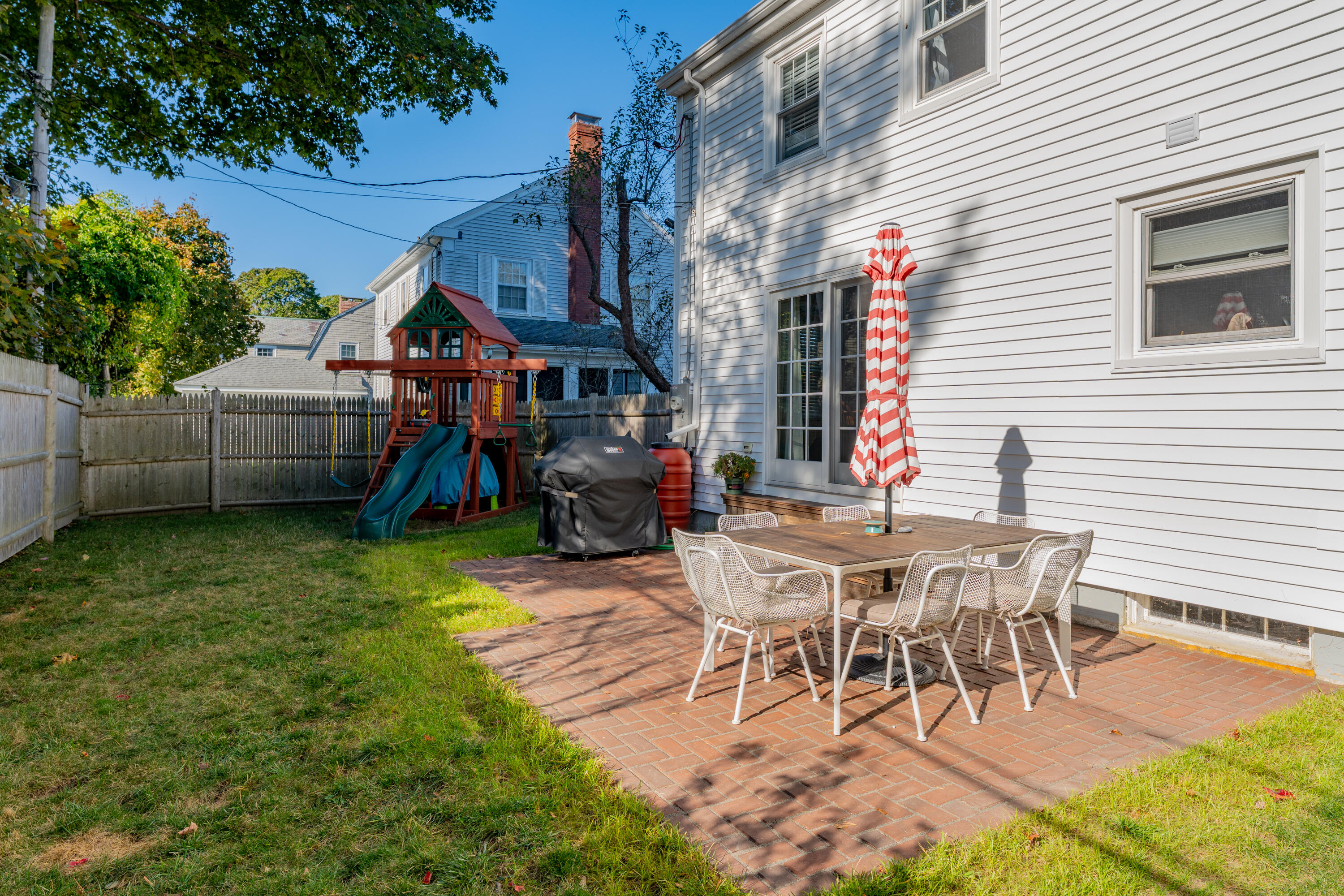 20 Cottage Farms Road Cape Elizabeth, ME 04107 - Photo 8 of 13 8_20 Cottage Farms Rd_Morneau_Studios_Pr