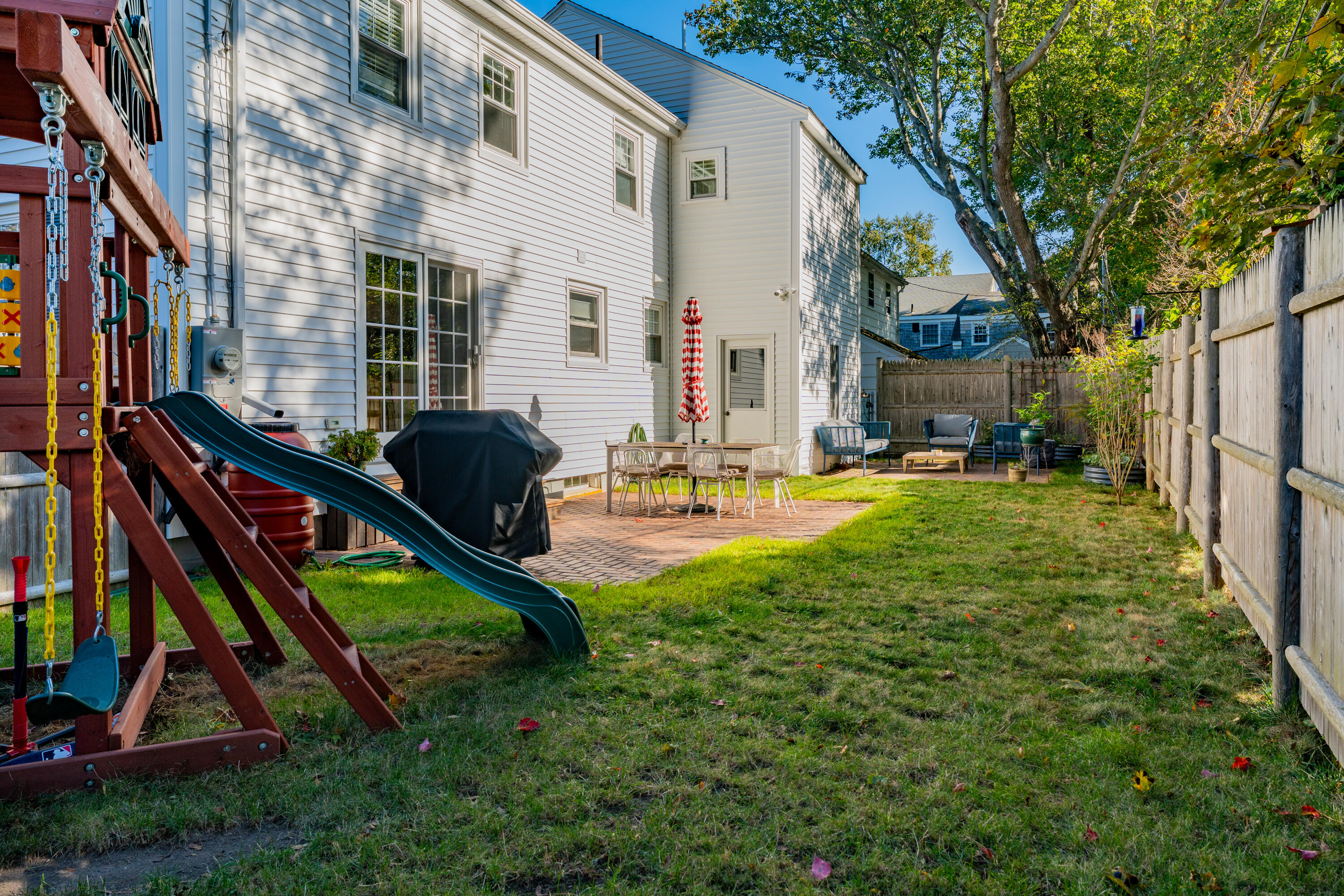 20 Cottage Farms Road Cape Elizabeth, ME 04107 - Photo 10 of 13 10_20 Cottage Farms Rd_Morneau_Studios_P