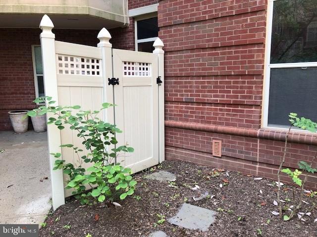 2015 Windrow Drive Princeton, NJ 08540 - Photo 17 of 35 a sign that is on the side of the road