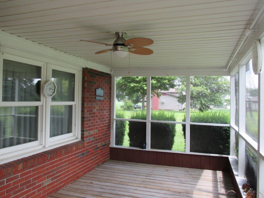 414 East Perry Road Ligonier, IN 46767 - Photo 14 of 17