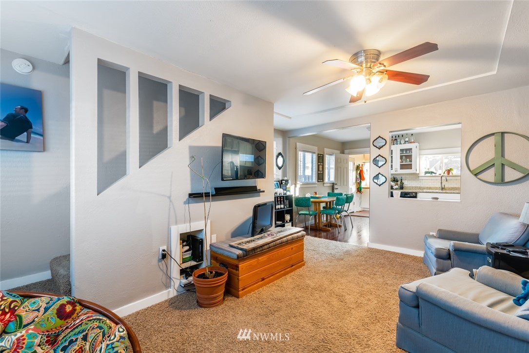 1510 16th Street Sumner, WA 98390 - Photo 2 of 14 Gallery Image 2