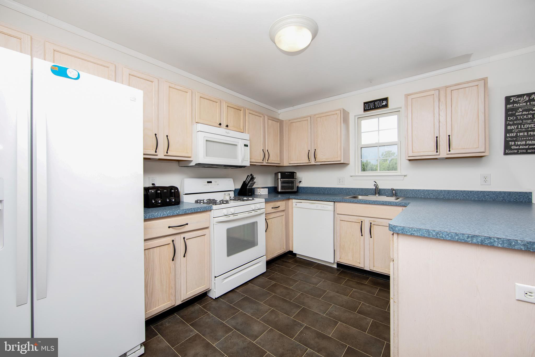 33 Millstream Road Laurel Springs, NJ 08021 - Photo 10 of 35