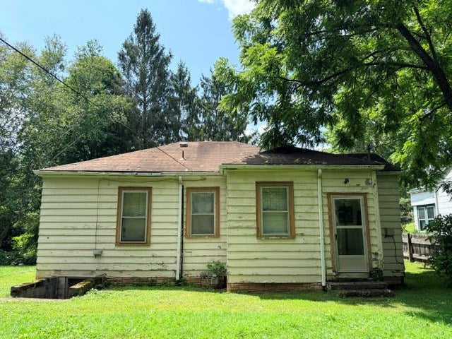 207 Bluestone Road Mount Hope, WV 25880 - Photo 18 of 25 Gallery Image 18