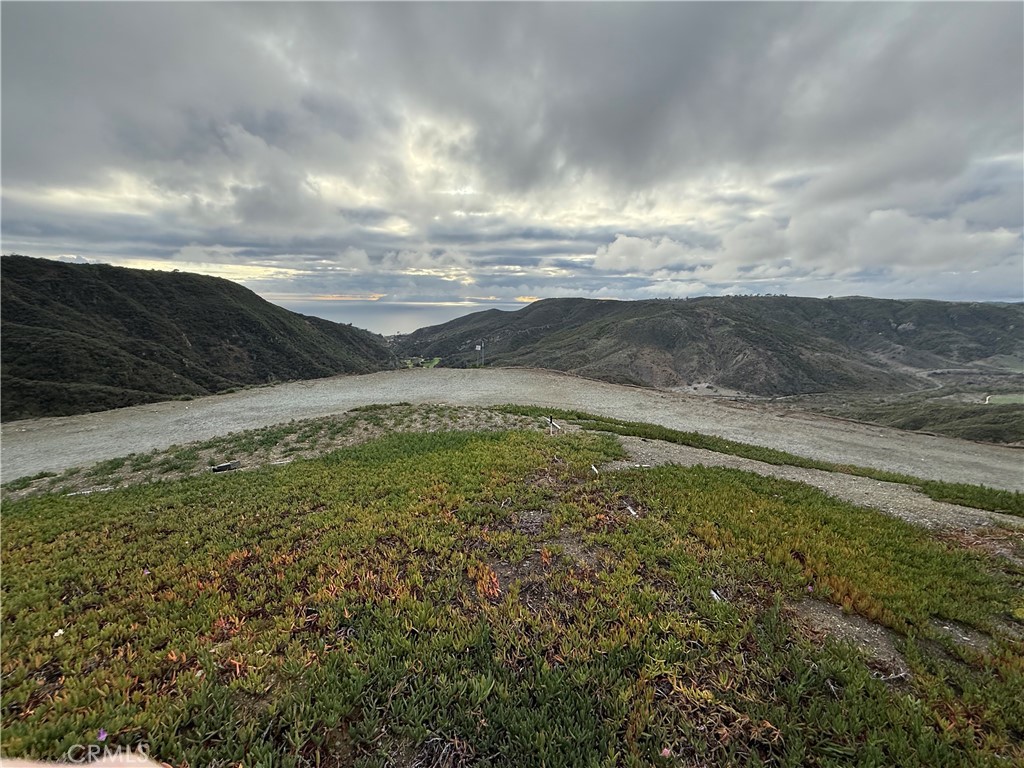 35 Coronado Pointe Laguna Niguel, CA 92677 - Photo 2 of 4 a view of a field with an ocean
