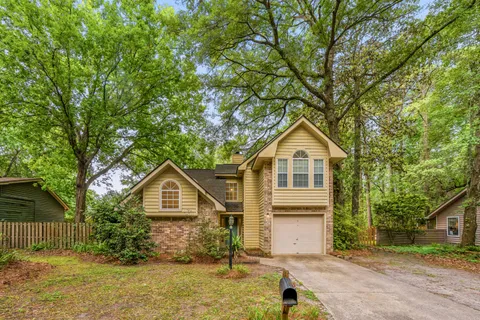 $324,900 | 353 Archdale Boulevard, North Charleston, SC 29418