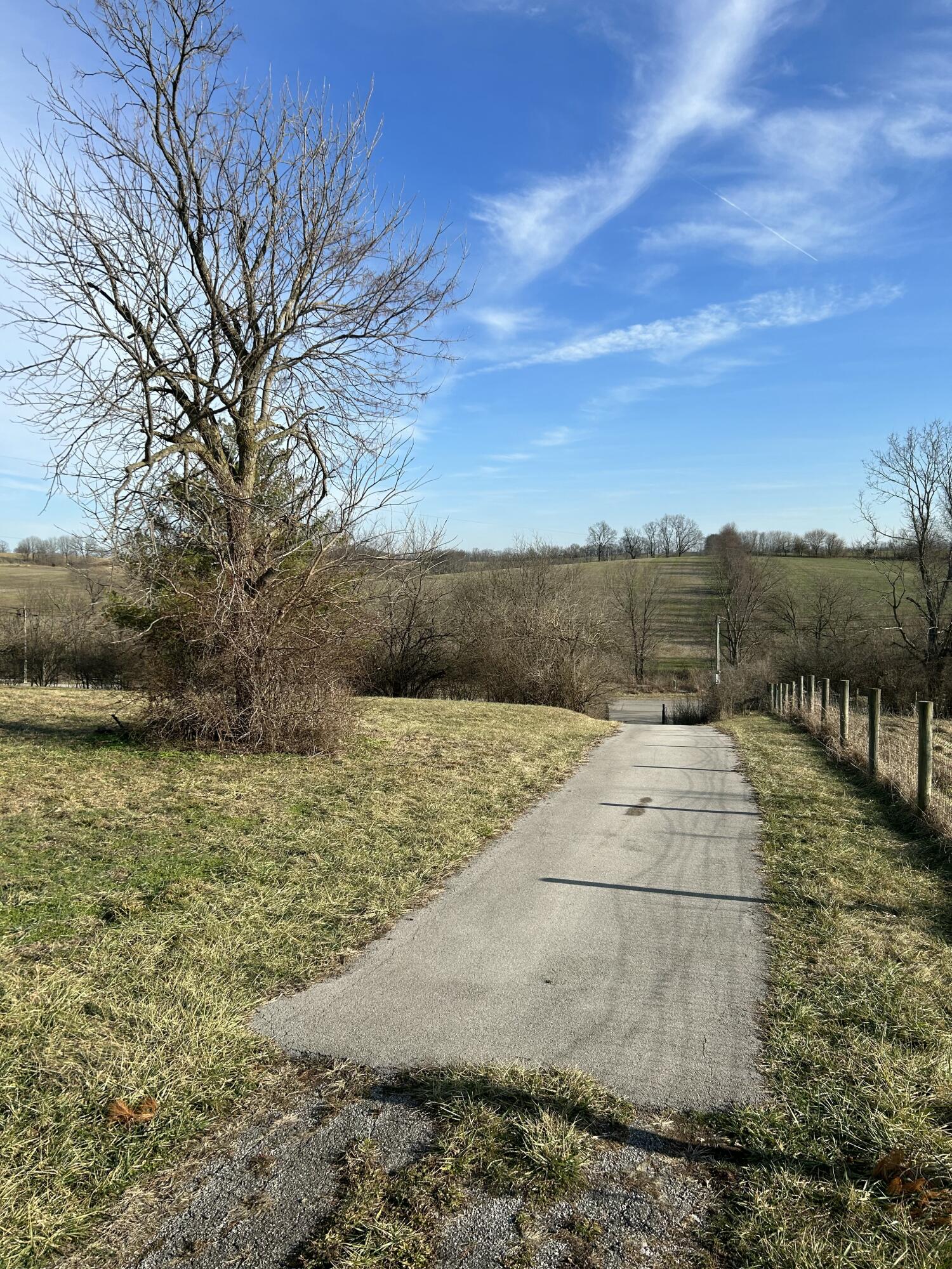 2189 Millersburg Road Paris, KY 40361 - Photo 7 of 19 IMG_0510