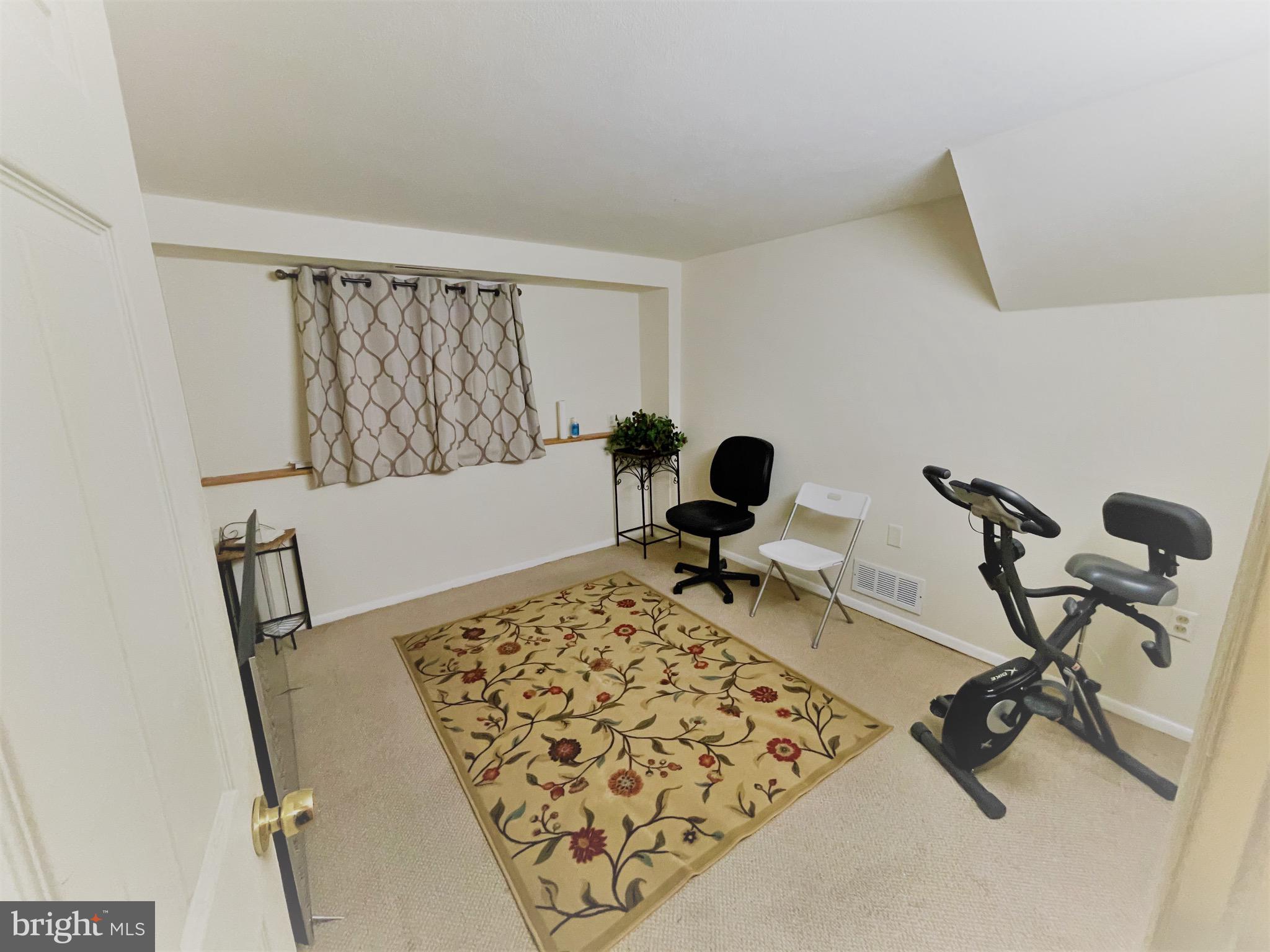 2466 Klockner Road Hamilton, NJ 08690 - Photo 11 of 16