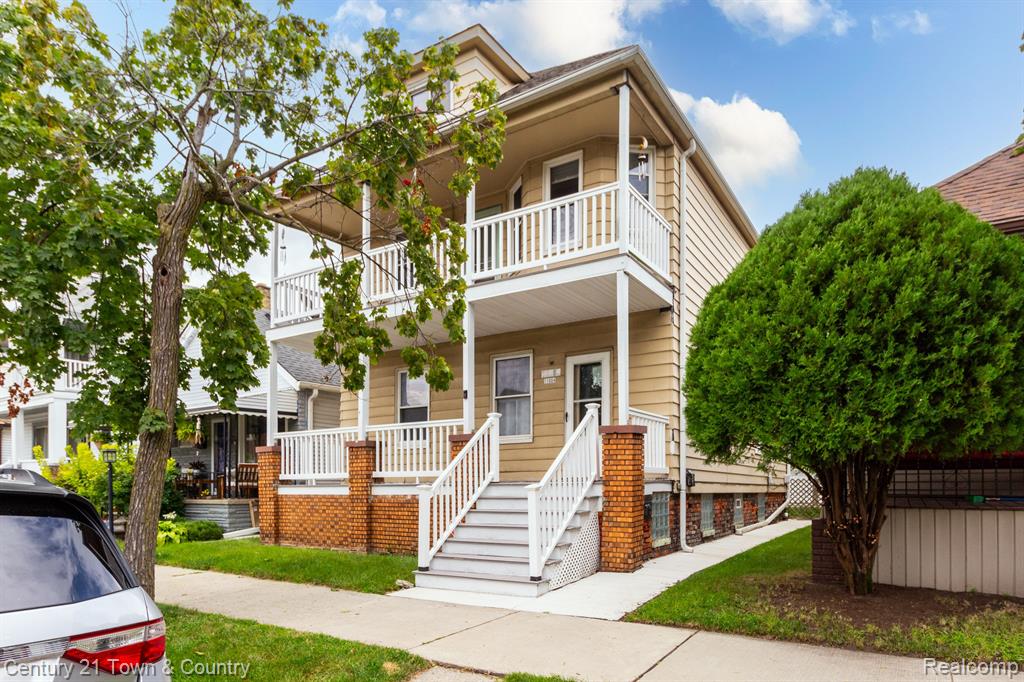 11684 Gallagher Street Hamtramck, MI 48212 - Photo 1 of 41