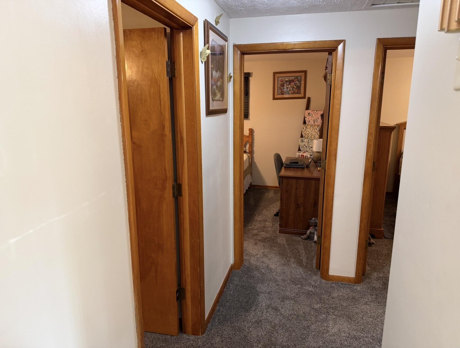 4605 Laredo Street Springfield, OH 45503 - Photo 7 of 24 IMG_5916