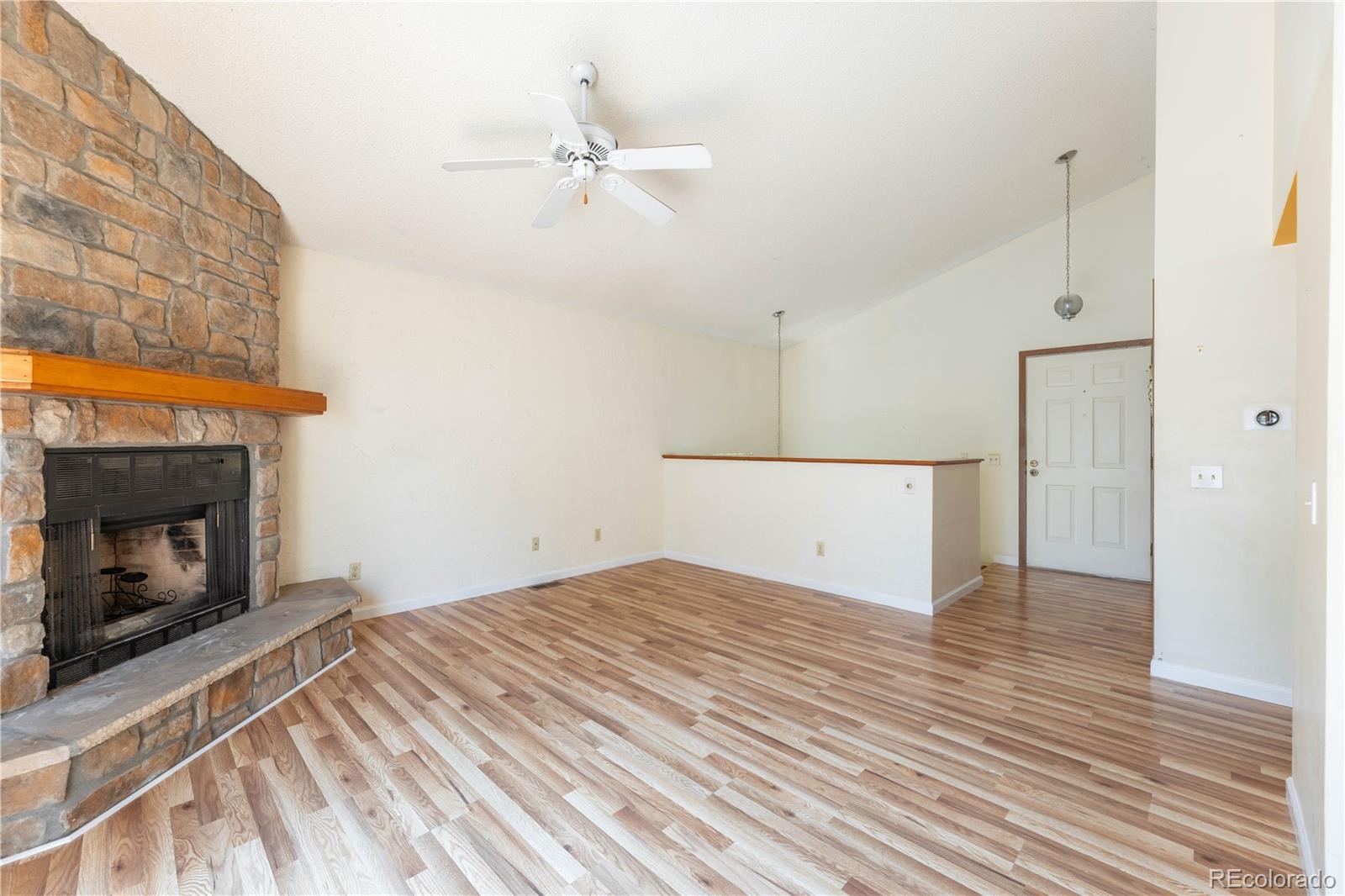 4138 South Rifle Way Aurora, CO 80013 - Photo 6 of 25