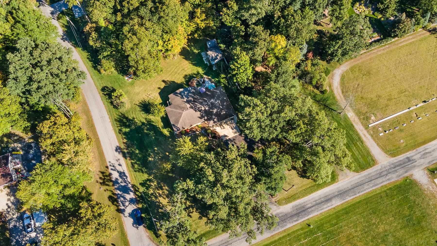 16506 Painter Road Leo, IN 46765 - Photo 3 of 36