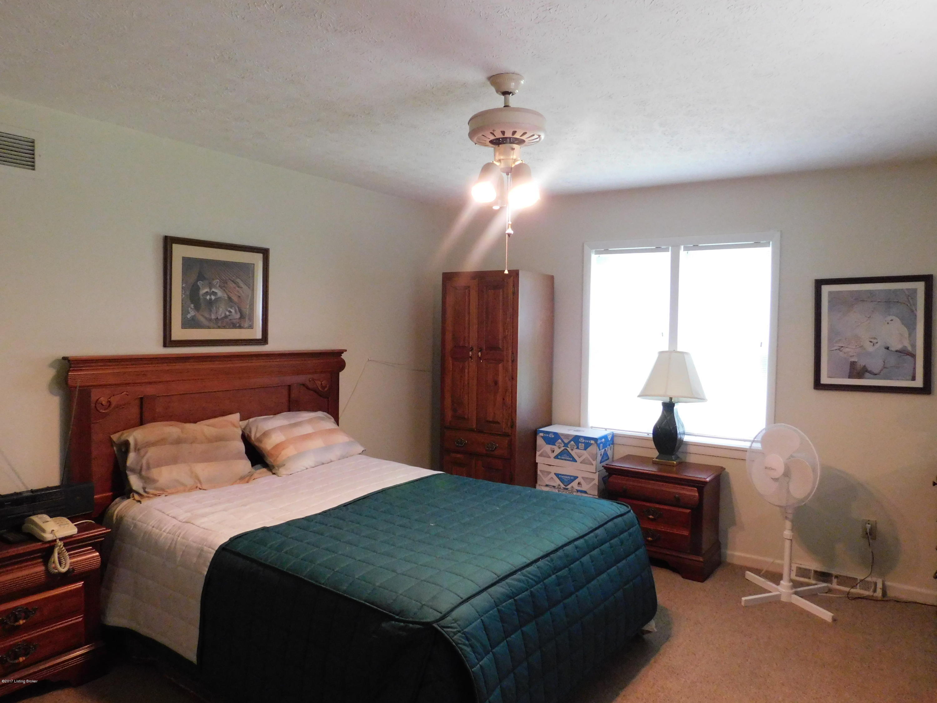 5862 Grayson Springs Road Clarkson, KY 42726 - Photo 12 of 29 DSCN0873