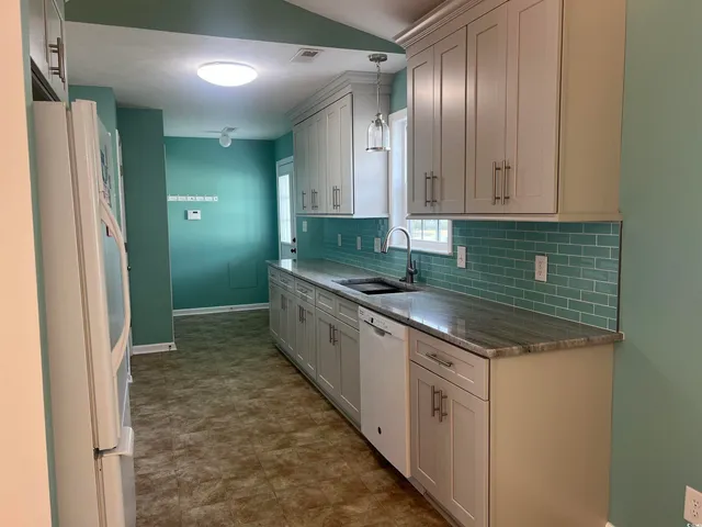 $2,000 | 454 Sean River Road, Conway, SC 29526