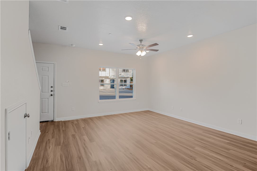 601 West 24th Street, Unit 121 Bryan, TX 77803 - Photo 7 of 17