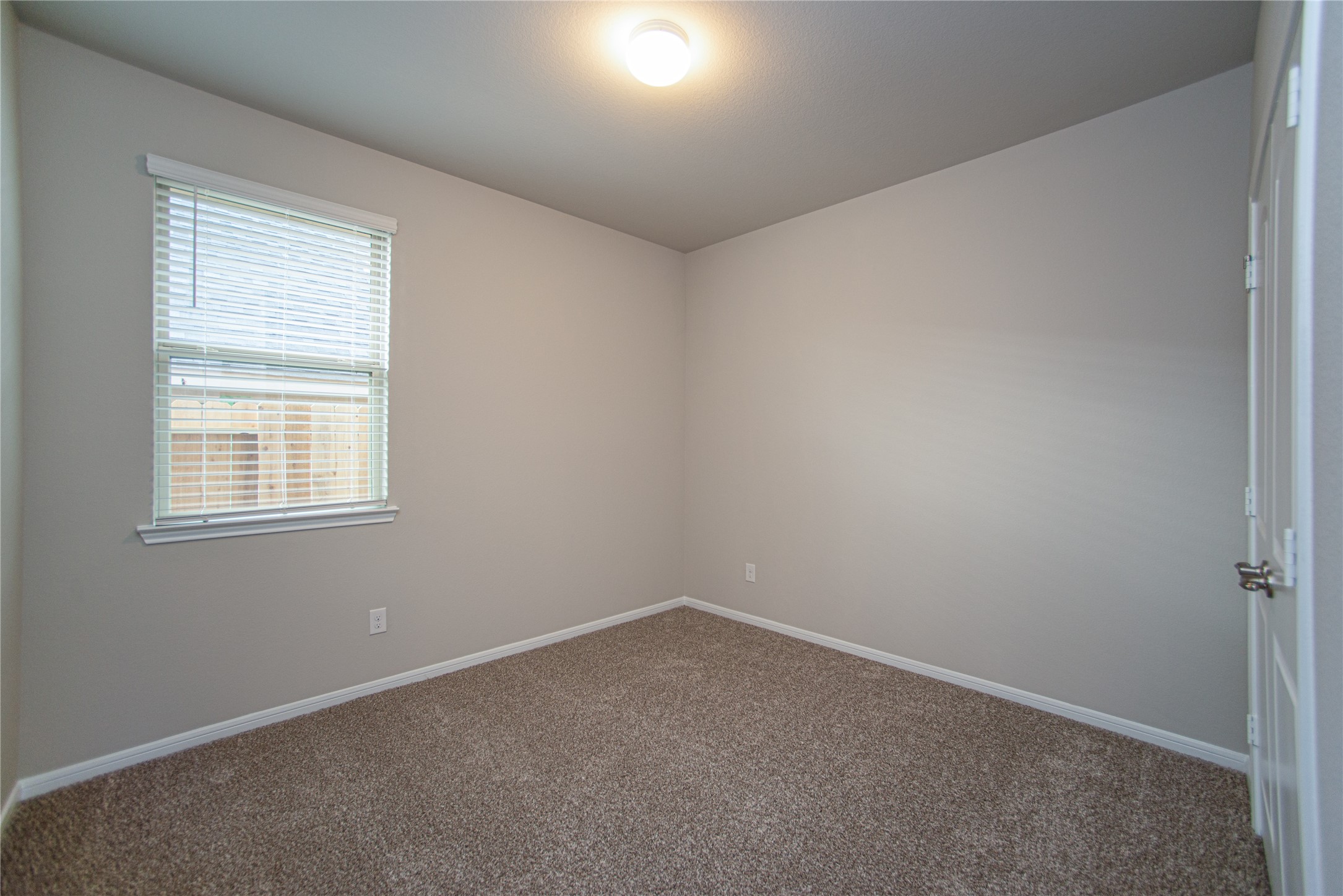 439 Stonebrook Lane Conroe, TX 77304 - Photo 14 of 19
