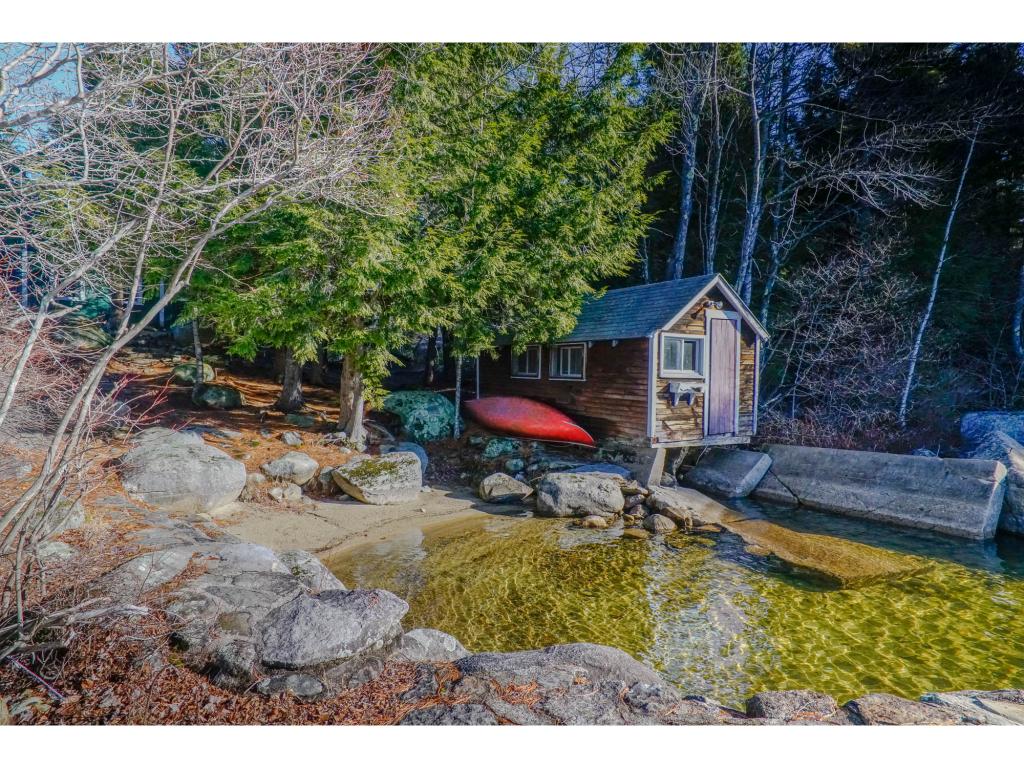 56 Pikes Point Road Bristol, NH 03222 - Photo 13 of 18