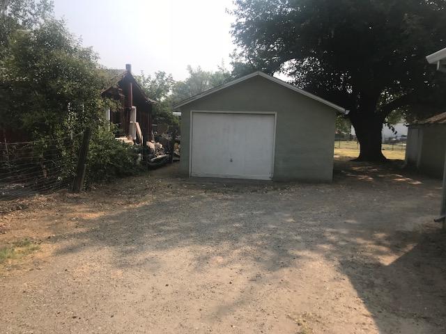 5111 Eastside Road Redding, CA 96001 - Photo 11 of 13 IMG_2299