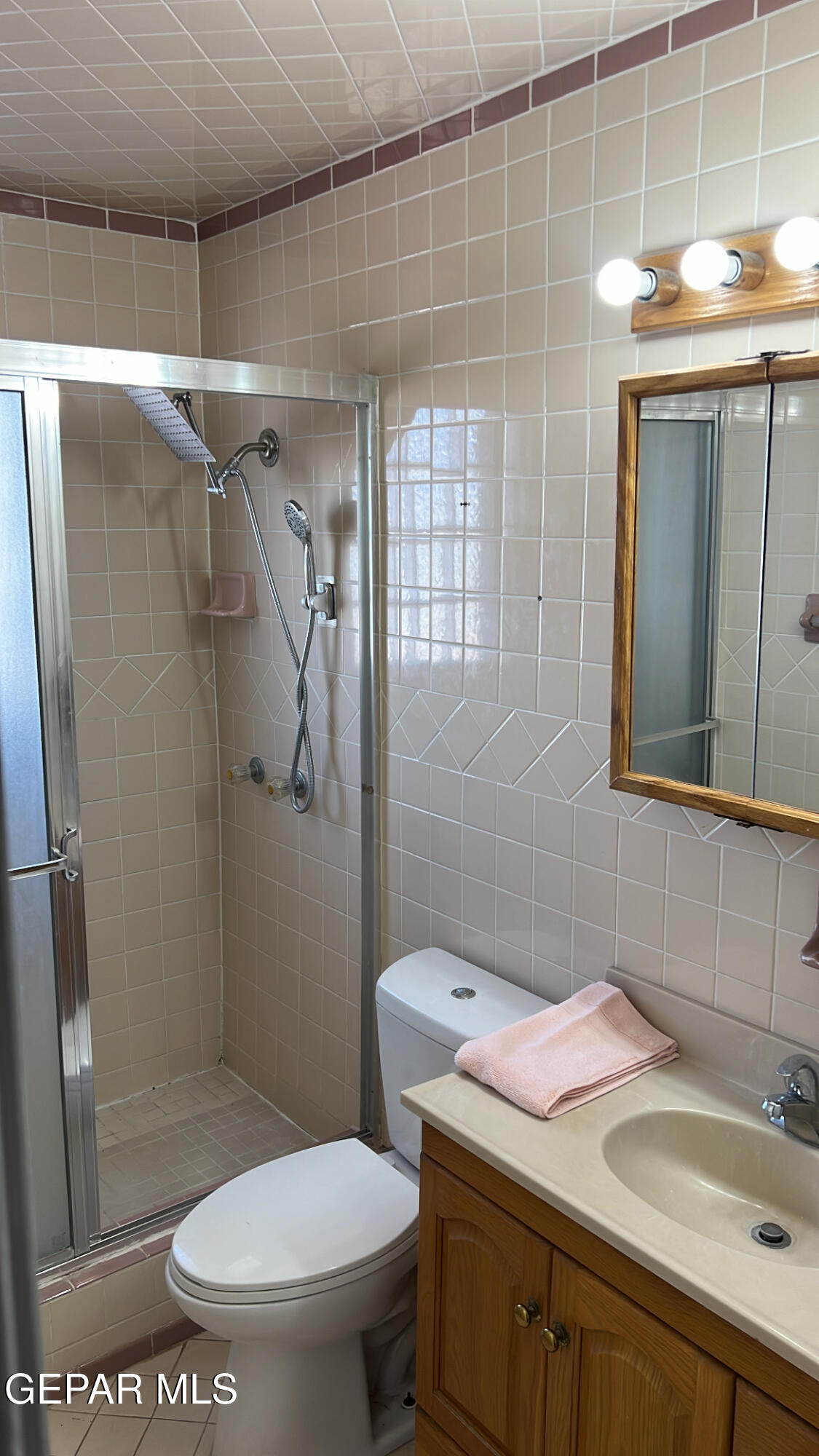 2636 Prestwick Road El Paso, TX 79925 - Photo 13 of 20 804FE5C0-AFB6-4650-BE71-07DD88B09DBE