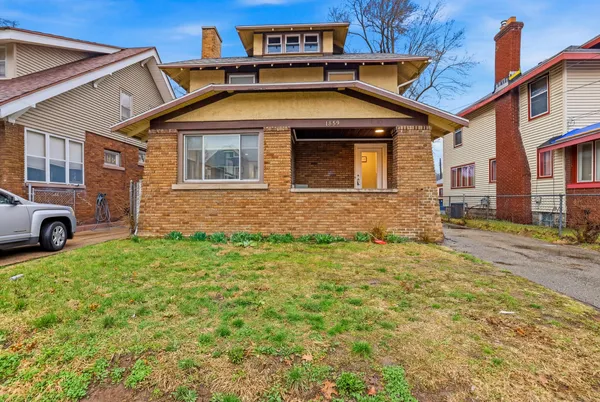 $325,000 | 1059 Martin Luther King Junior Street Southeast, Grand Rapids, MI 49507