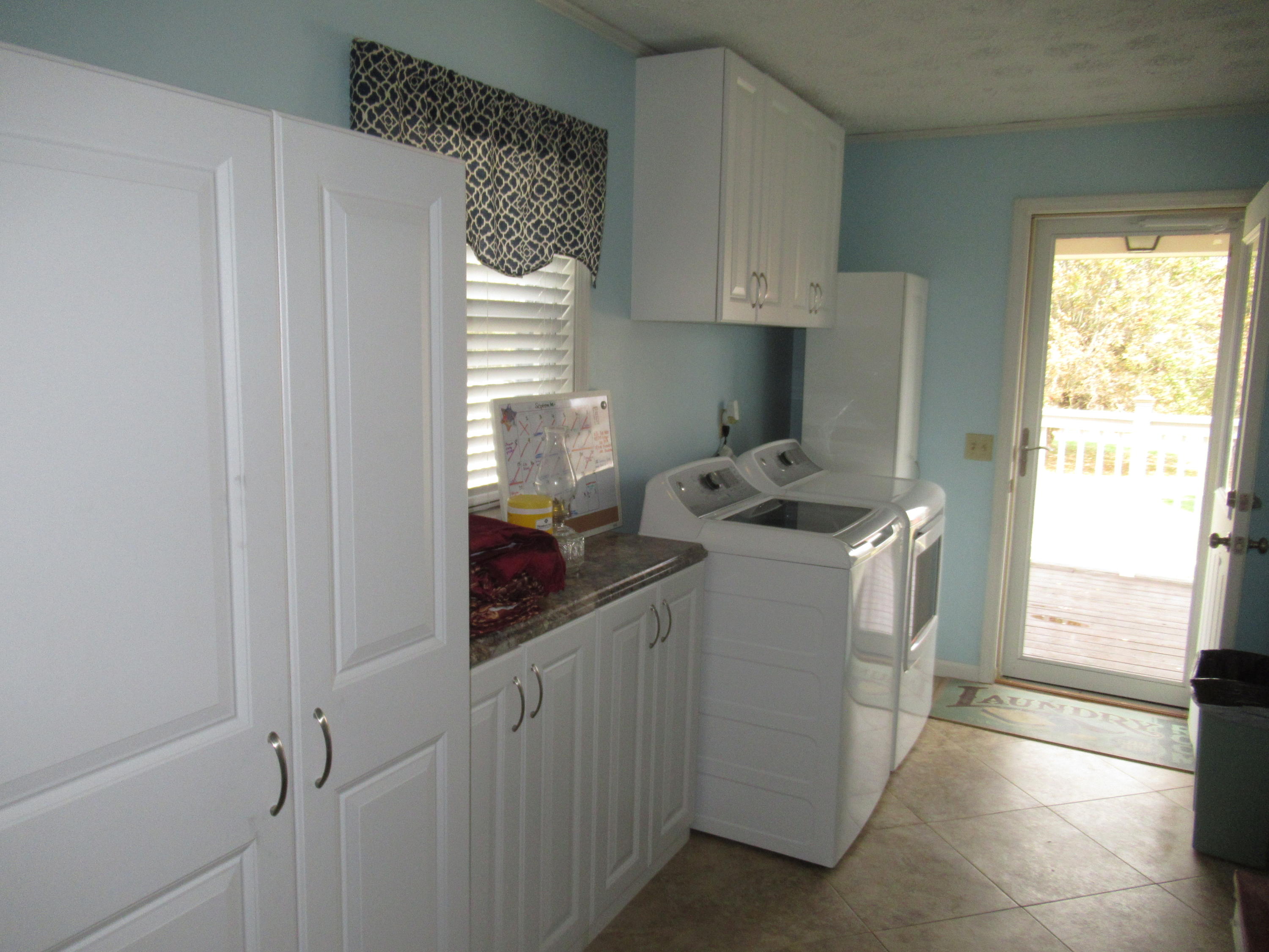 914 Henson Road Crawley, WV 24931 - Photo 22 of 39 Gallery Image 22
