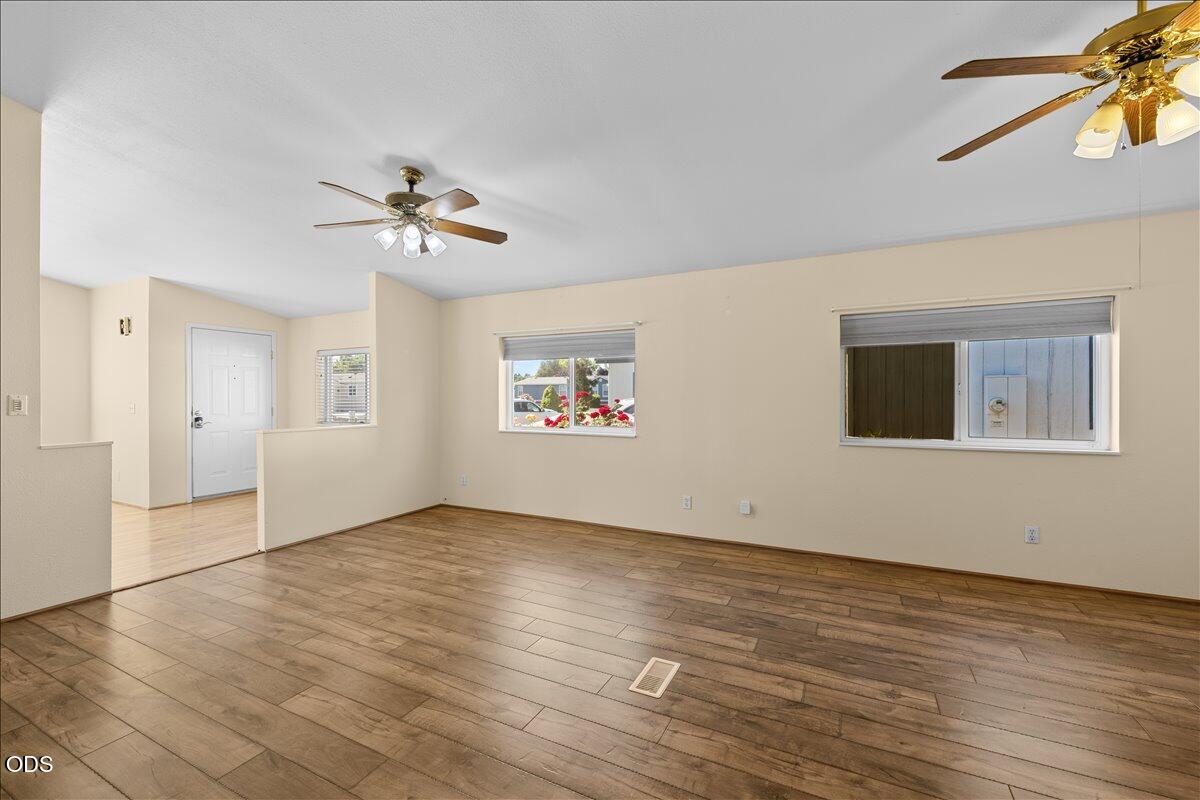 555 Freeman Road, Unit 234 Central Point, OR 97502 - Photo 9 of 24