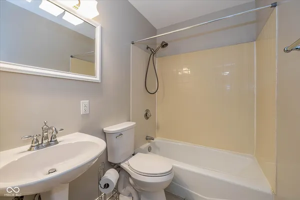 $2,000 | 9631 Kittrell Drive, Indianapolis, IN 46280
