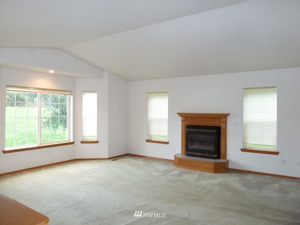 115 Juanita Road Chehalis, WA 98532 - Photo 3 of 20