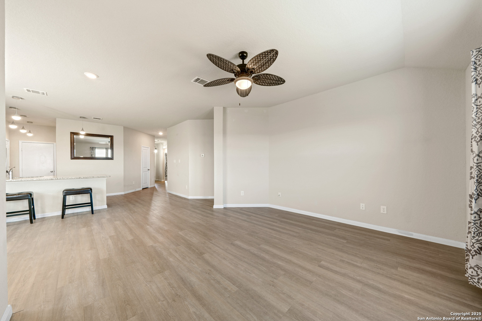 13218 Thyme Way St. Hedwig, TX 78152 - Photo 8 of 32