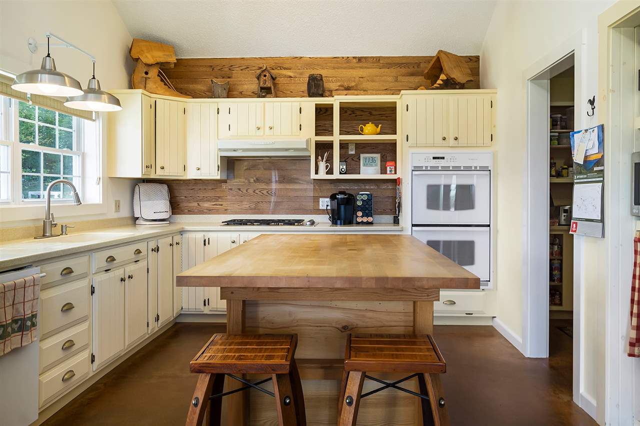 244 Guthrie Road Ryegate, VT 05042 - Photo 8 of 23