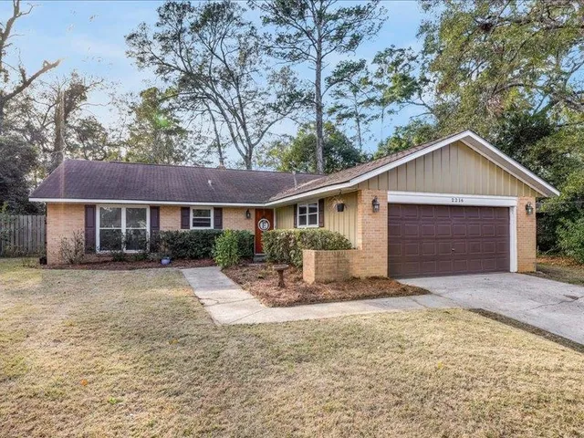 $315,000 | 2216 Woodlawn Drive, Tallahassee, FL 32303