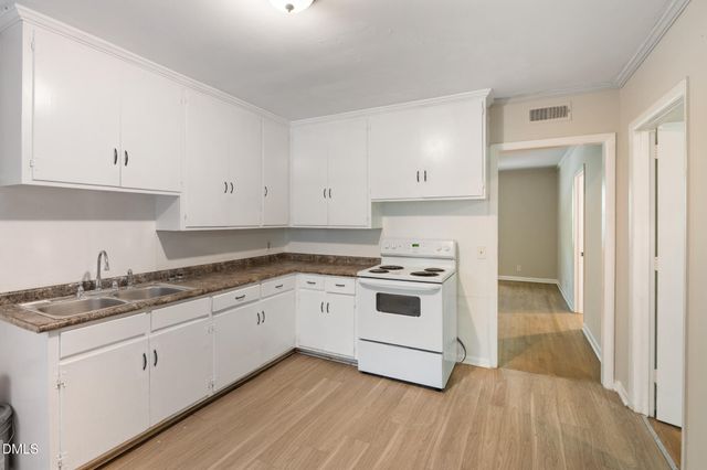 a bathroom with a white bath tub