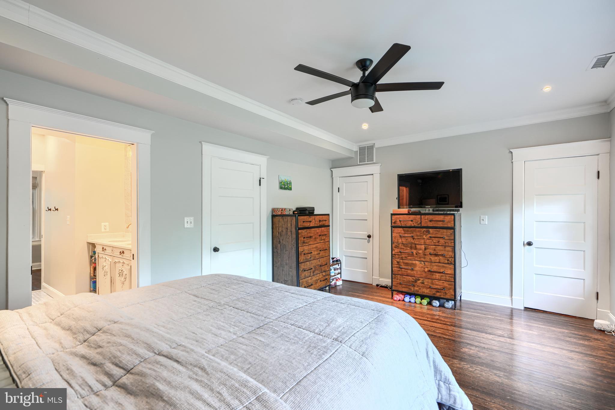 4416 Roland Avenue Baltimore, MD 21210 - Photo 20 of 60