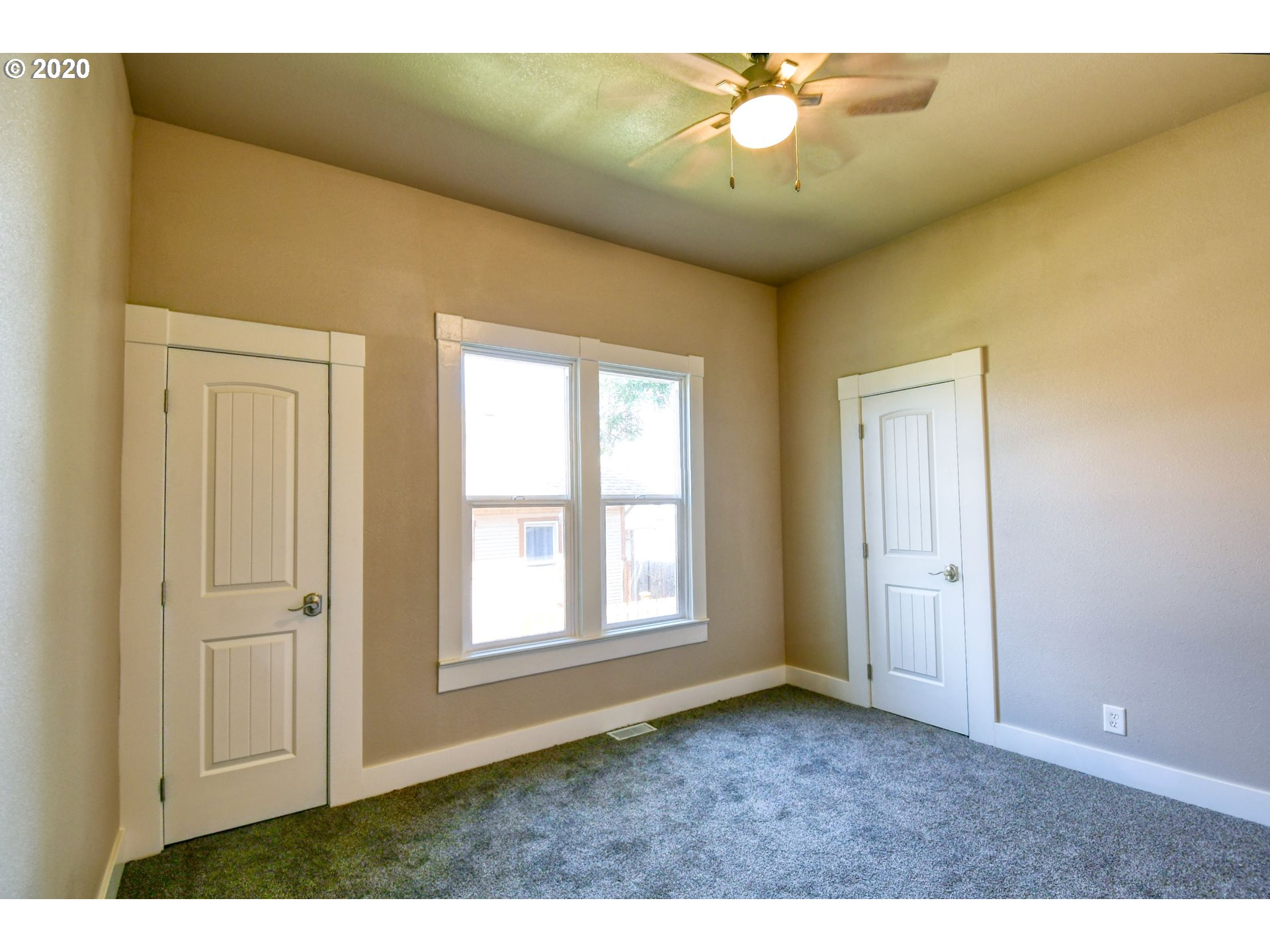 209 Southwest Isaac Avenue Pendleton, OR 97801 - Photo 14 of 24