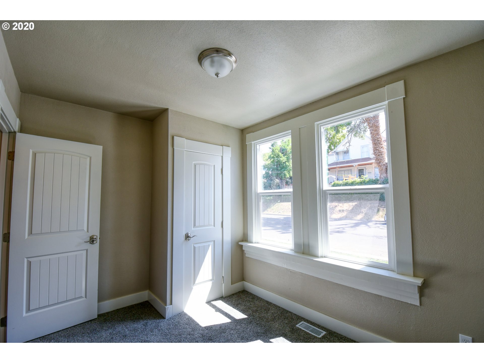 209 Southwest Isaac Avenue Pendleton, OR 97801 - Photo 18 of 24