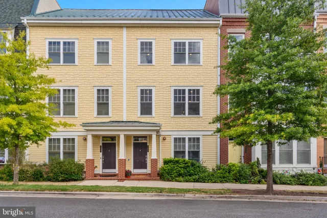 $1,250,000 | 608 East Alexandria Avenue, Alexandria, VA 22301