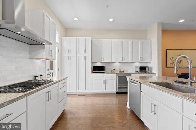 $1,250,000 | 608 East Alexandria Avenue, Alexandria, VA 22301