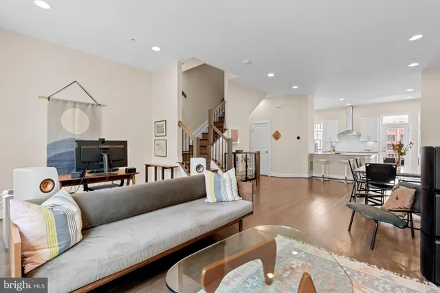 $1,250,000 | 608 East Alexandria Avenue, Alexandria, VA 22301