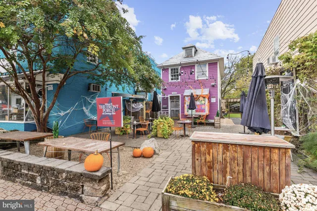 $1,250,000 | 608 East Alexandria Avenue, Alexandria, VA 22301