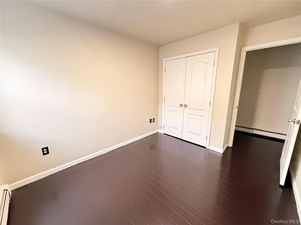 $975,000 | 1907 Arnow Avenue | Baychester