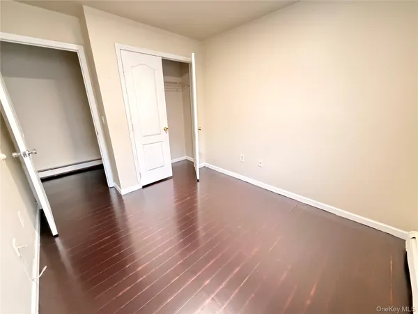 $975,000 | 1907 Arnow Avenue | Baychester