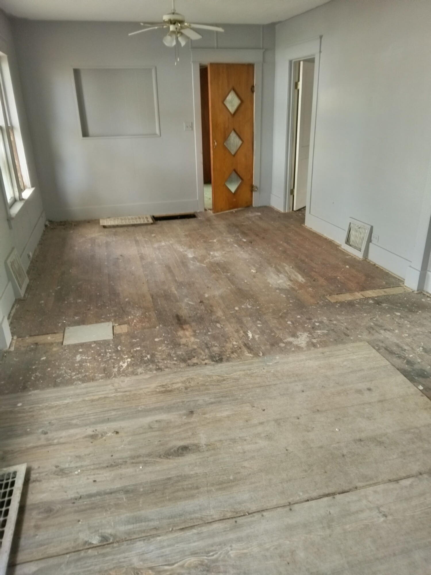 3188 Hemphill Road Burton, MI 48529 - Photo 4 of 13 03